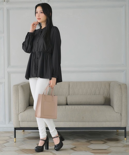 Newlyme（ニューリーミー）の「イージーケアハイネックペプラムブラウス（シャツ/ブラウス・レディース・ブラック/ホワイト・SMALL/MEDIUM/LARGE/X-LARGE/XX-LARGE）」の15枚目の写真