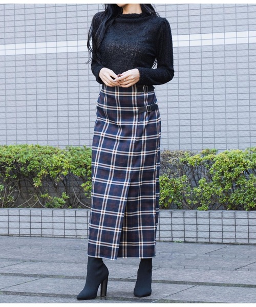 LATINA（ラティーナ）の「プードルタッチ ハイネック ニット セーター 長袖（ニット/セーター・レディース・ブラウン/ホワイト/ブラック・FREE）」の18枚目の写真