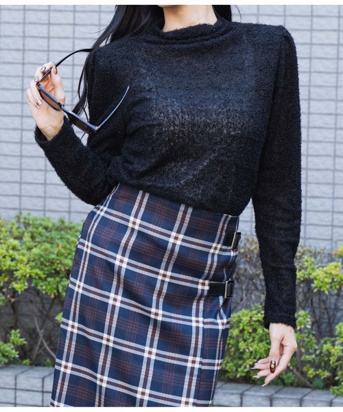 LATINA（ラティーナ）の「プードルタッチ ハイネック ニット セーター 長袖（ニット/セーター・レディース・ブラウン/ホワイト/ブラック・FREE）」の20枚目の写真