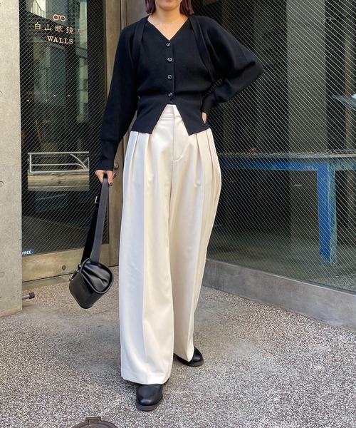 CAPRICIEUX LE'MAGE(カプリシューレマージュ)の「ボレロ風カーディガン(カーディガン/ボレロ・レディース・ブラック/ベージュ/オフホワイト・FREE)」の13枚目の写真