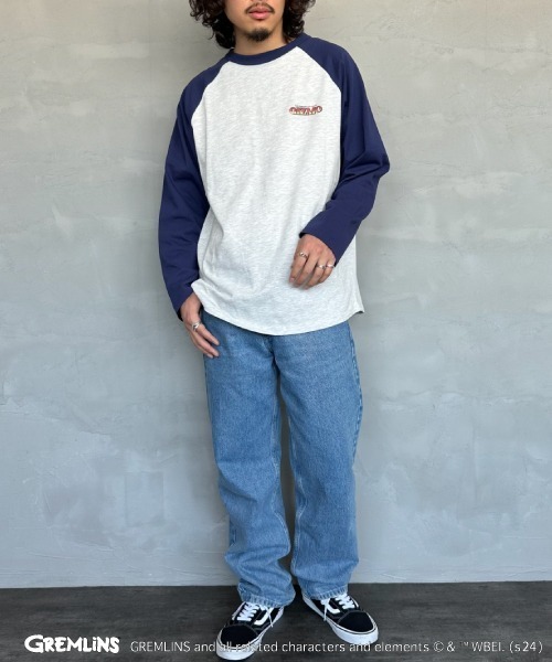JEANS FACTORY （ジーンズファクトリー）の「【WEB限定】[GREMLINS/グレムリン] ラグランスリーブロンT（Tシャツ/カットソー・レディース・ライトグレー/ホワイト・L/M/XL）」の9枚目の写真