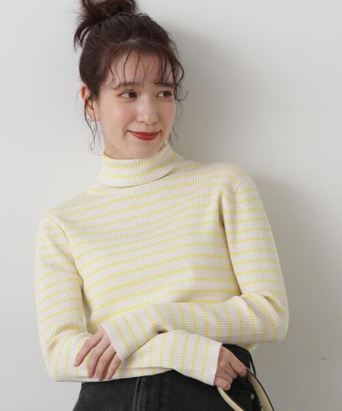 N.（N. Natural Beauty Basic）（エヌエヌナチュラルビューティーベーシック）の「◆ボーダータートルリブニット（ニット/セーター・レディース・ホワイト×イエロー/ホワイト×ブラック/オレンジ系その他・MEDIUM）」の9枚目の写真