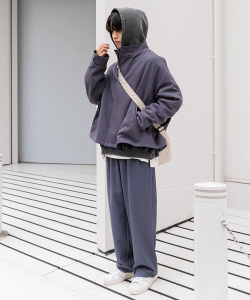 SENSE OF PLACE by URBAN RESEARCH（センスオブプレイスバイアーバンリサーチ）の「パデットキルトショルダーバッグ（ショルダーバッグ・メンズ・チャコールグレー/ブラック/ライトベージュ・ONE）」の4枚目の写真