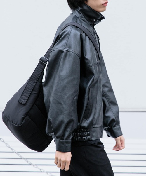 SENSE OF PLACE by URBAN RESEARCH（センスオブプレイスバイアーバンリサーチ）の「パデットキルトショルダーバッグ（ショルダーバッグ・メンズ・チャコールグレー/ブラック/ライトベージュ・ONE）」の17枚目の写真