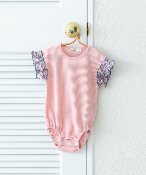 pairmanon（ペアマノン）の「【リンクコーデ】【ベビー】袖フリル 半袖ワッフルロンパース（ロンパース・キッズ・ライトブルー/カーキ/アイボリー/ライトベージュ/ブラック/ライトピンク/パープル/ピンク/ライトグリーン/サーモンピンク・70/80）」の9枚目の写真