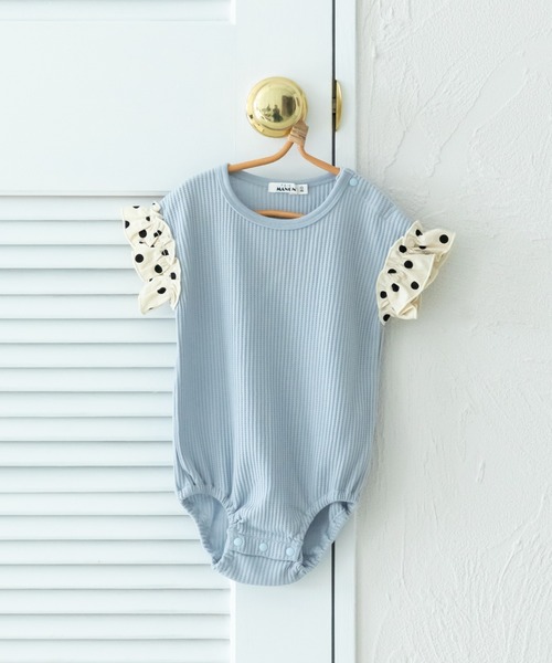 pairmanon（ペアマノン）の「【リンクコーデ】【ベビー】袖フリル 半袖ワッフルロンパース（ロンパース・キッズ・ライトブルー/カーキ/アイボリー/ライトベージュ/ブラック/ライトピンク/パープル/ピンク/ライトグリーン/サーモンピンク・70/80）」の15枚目の写真