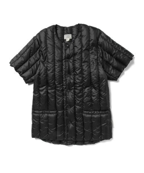 Rocky Mountain FeatherBed(ロッキー マウンテン フェザーベッド)の「ROCKY MOUNTAIN FEATHERBED / ショートスリーブ ダウンベスト(ダウンベスト・メンズ・ネイビー/ブラック・38/36)」の1枚目の写真