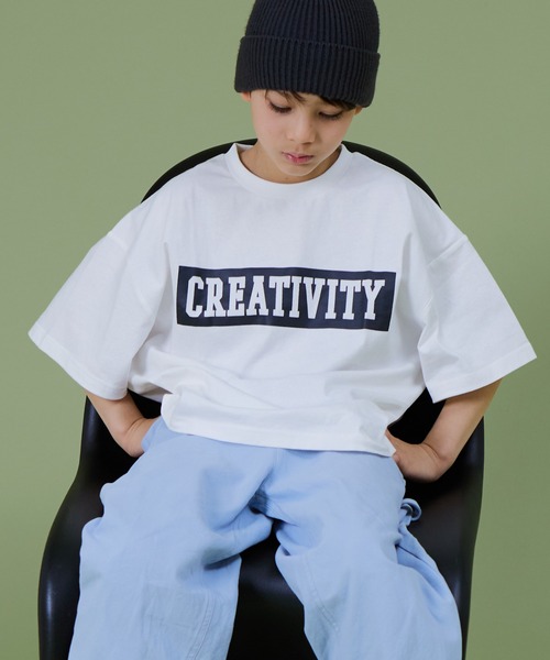 PAIRMANON STREET（ペアマノンストリート）の「【PAIRMANON STREET】アソート カレッジ プリント ビッグシルエット 半袖 Tシャツ（Tシャツ/カットソー・キッズ・ホワイト系その他2/ホワイト系その他4/ブラック系その他/ブラック系その他3/ベージュ系その他3/グリーン系その他/グリーン系その他2/ブルー系その他/その他1/その他/ブラック系その他2/イエロー系その他/ブルー系その他2/ホワイト系その他/ホワイト系その他3/レッド系その他/ブラック系その他4/ベージュ系その他/ベージュ系その他2/ベージュ系その他4・100/110/120/130/140/150/90）」の5枚目の写真