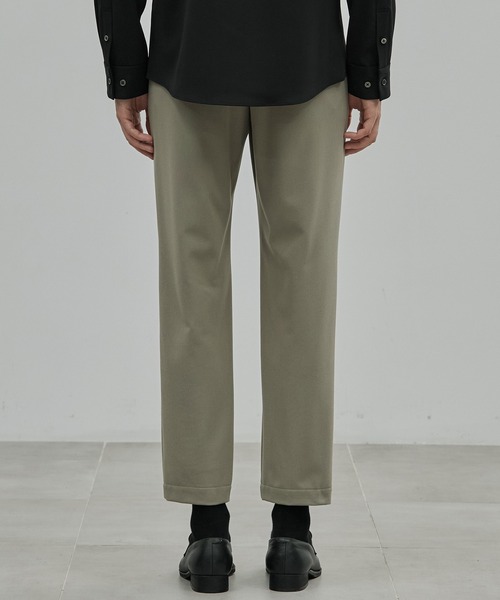 UNITED TOKYO アウトラスト2タックスラックス サイズ3 UNITED TOKYO スラックス アウトラスト 2タックスラックス