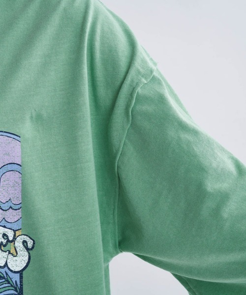 ROXY（ロキシー）の「DRINK THE WAVE TEE/ロキシーヴィンテージライク半袖Tシャツ（Tシャツ/カットソー・レディース・ホワイト/ブラック/グリーン・SMALL/MEDIUM/LARGE）」の20枚目の写真