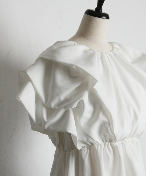 &. NOSTALGIA(アンドドットノスタルジア)の「前後2wayボリュームタックブラウス(シャツ/ブラウス・レディース・ブラック/ホワイト/カーキ/ブラウン系その他/サックスブルー/ブラウン・M)」の12枚目の写真