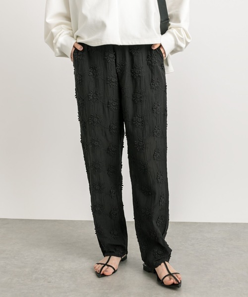 RIVE DROITE(リヴドロワ)の「エンブロイダリー刺繍パンツ(その他 RIVE DROITE(リヴドロワ)の「エンブロイダリー刺繍パンツ(その他