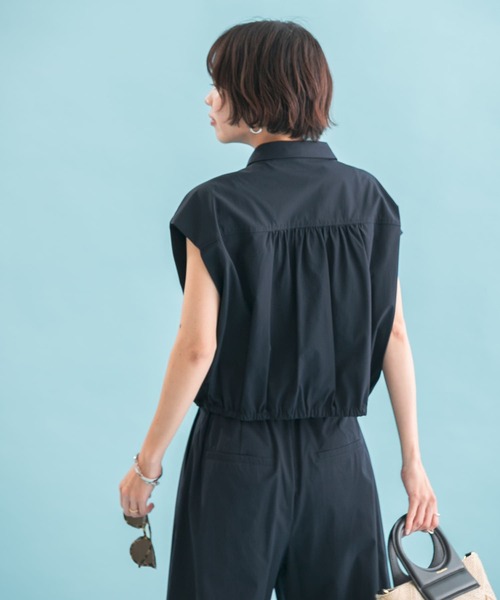 F by ROSSO(エフバイロッソ)の「『セットアップ対応』F by ROSSO 撥水クロップドシャツ+ワイドパンツ(セットアップ・レディース・オフホワイト/ネイビー・36/38)」の15枚目の写真
