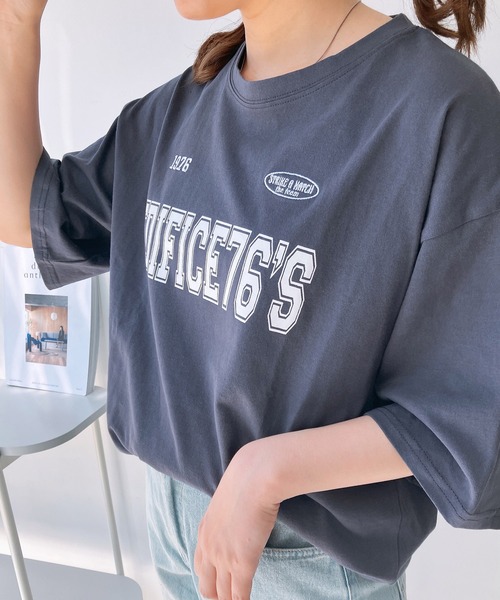 AS KNOW AS plus(アズノゥアズプラス)の「◎選んでアクティブ刺繍Tシャツ(Tシャツ/カットソー・レディース・オートミール/スミクロ/オフホワイト/ホワイト系/レッド系/グレー系・FREE)」の22枚目の写真