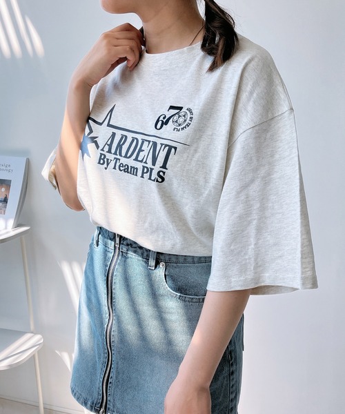 AS KNOW AS plus(アズノゥアズプラス)の「◎選んでアクティブ刺繍Tシャツ(Tシャツ/カットソー・レディース・オートミール/スミクロ/オフホワイト/ホワイト系/レッド系/グレー系・FREE)」の14枚目の写真