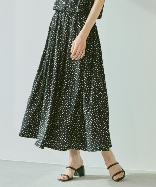 Libra Cue（リブラ キュー）の「タックロングスカート（スカート・レディース・ドット/チェック・FREE）」の5枚目の写真