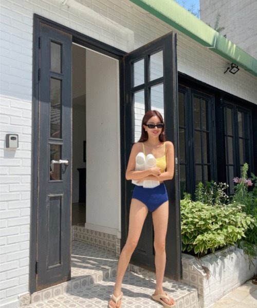 Ritzy（リッツィー）の「キャミソール ハイウエストビキニ 水着（水着・レディース・イエロー系/グレー系/ブラック・M/L/XL）」の22枚目の写真