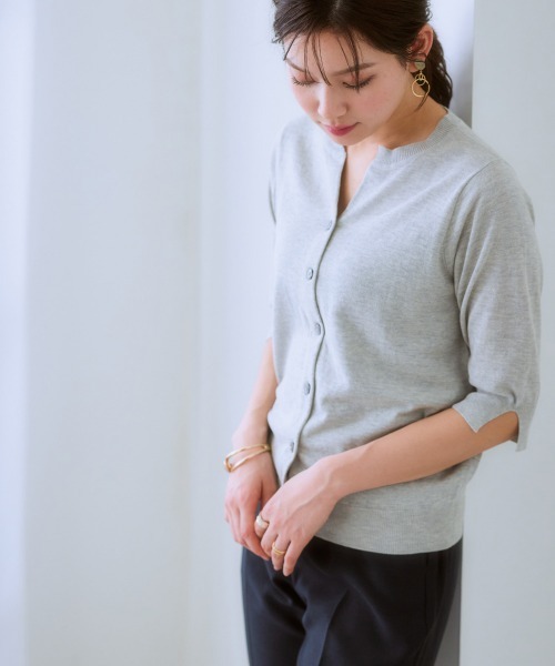 7days Life Styling（セブンデイズライフスタイリング）の「（接触冷感・毛玉になりにくい・ＵＶカット） 綿混スキッパーネックニットカーディガン（カーディガン/ボレロ・レディース・グレイッシュベージュ/ブラック/テラコッタ/シルバーグレー・S/M/L/LL）」の16枚目の写真