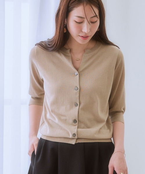 7days Life Styling（セブンデイズライフスタイリング）の「（接触冷感・毛玉になりにくい・ＵＶカット） 綿混スキッパーネックニットカーディガン（カーディガン/ボレロ・レディース・グレイッシュベージュ/ブラック/テラコッタ/シルバーグレー・S/M/L/LL）」の19枚目の写真