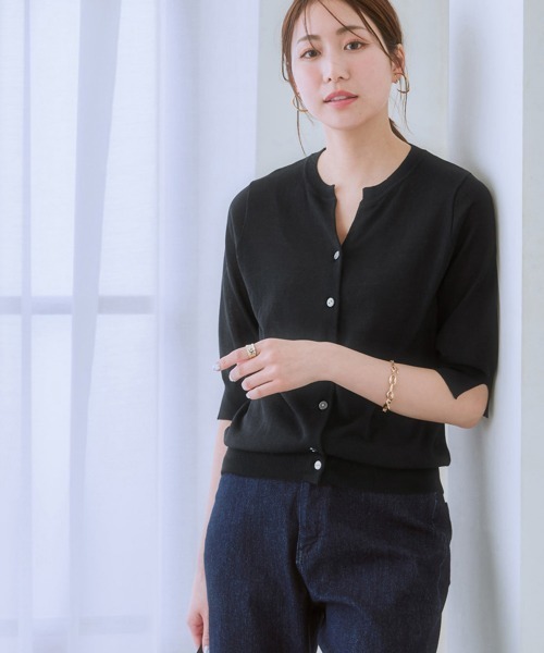 7days Life Styling（セブンデイズライフスタイリング）の「（接触冷感・毛玉になりにくい・ＵＶカット） 綿混スキッパーネックニットカーディガン（カーディガン/ボレロ・レディース・グレイッシュベージュ/ブラック/テラコッタ/シルバーグレー・S/M/L/LL）」の11枚目の写真