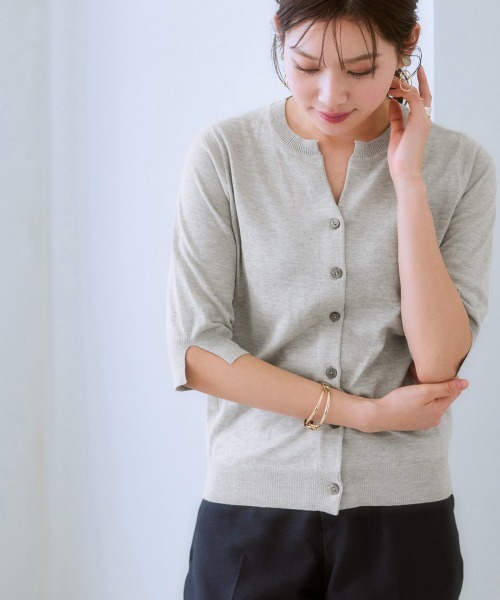 7days Life Styling（セブンデイズライフスタイリング）の「（接触冷感・毛玉になりにくい・ＵＶカット） 綿混スキッパーネックニットカーディガン（カーディガン/ボレロ・レディース・グレイッシュベージュ/ブラック/テラコッタ/シルバーグレー・S/M/L/LL）」の15枚目の写真