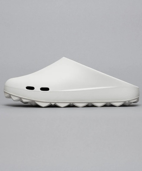 foot the coacher（フットザコーチャー）の「【PPACO/パコ】LUX-1(AIR STUDDED SOLE)/ルクス-1（エアースタッディドソール）【foot the coacher / フットザコーチャー】（サンダル・メンズ・オフホワイト/ダークグレー・7/8/9/10）」の4枚目の写真