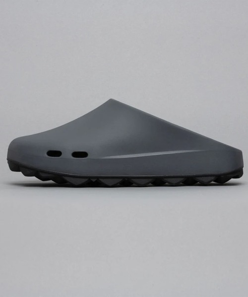 foot the coacher（フットザコーチャー）の「【PPACO/パコ】LUX-1(AIR STUDDED SOLE)/ルクス-1（エアースタッディドソール）【foot the coacher / フットザコーチャー】（サンダル・メンズ・オフホワイト/ダークグレー・7/8/9/10）」の10枚目の写真