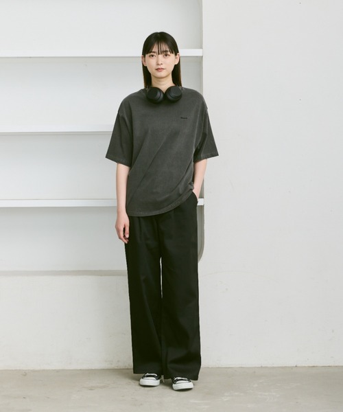 flaner(フラネ)の「Loose tuck chino pants / ルーズタックチノパン(チノパンツ・レディース・カーキブラウン/オフホワイト/ブラック・SMALL/MEDIUM/LARGE)」の10枚目の写真