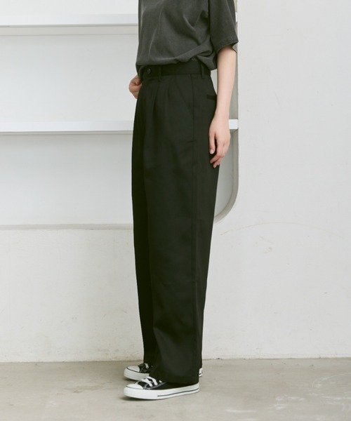 flaner(フラネ)の「Loose tuck chino pants / ルーズタックチノパン(チノパンツ・レディース・カーキブラウン/オフホワイト/ブラック・SMALL/MEDIUM/LARGE)」の6枚目の写真