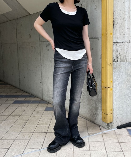 WEGO(ウィゴー)の「WEGO/バイカラーレイヤードラウンドネックトップス(Tシャツ/カットソー・レディース・ブラック/ホワイト・FREE)」の4枚目の写真
