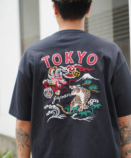 PARIS SAINT-GERMAIN(パリサンジェルマン)の「PSG JP PSG JP Ryu Germain embroidery TEE(Tシャツ/カットソー・メンズ・ブラック/ホワイト・MEDIUM/X-LARGE/LARGE)」の5枚目の写真