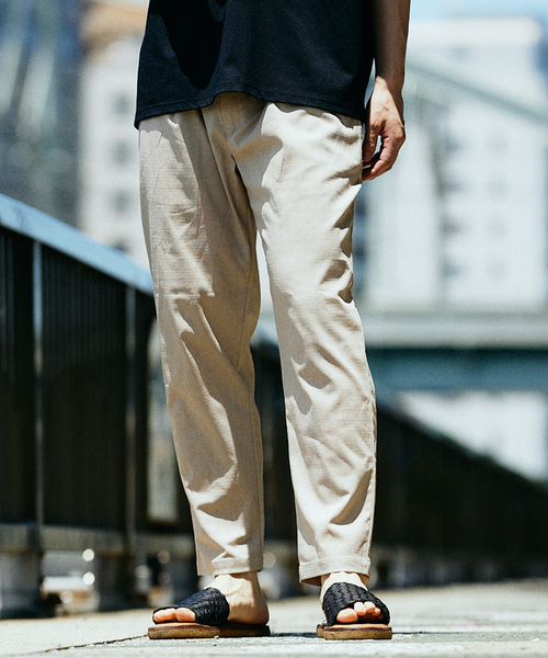 JOURNAL STANDARD relume(ジャーナルスタンダード レリューム)の「TECH ヘザー "COOLMAX" イージースラックス(スラックス・メンズ・ブラック/ライトグレー/クリアブルー/アイボリー・SMALL/LARGE/MEDIUM)」の2枚目の写真