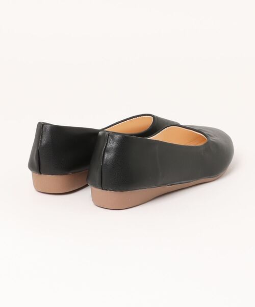 PARKS TOKYO SELECT(パークストウキョウセレクト)の「ローヒールパンプス(パンプス・レディース・ベージュ/ホワイト/ブラック・36/37/38)」の4枚目の写真