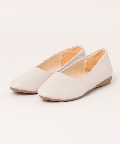 PARKS TOKYO SELECT(パークストウキョウセレクト)の「ローヒールパンプス(パンプス・レディース・ベージュ/ホワイト/ブラック・36/37/38)」の9枚目の写真