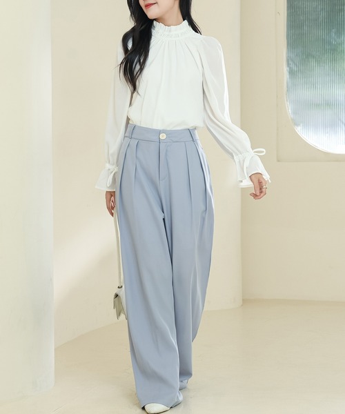 Lace Ladies(レースレディース)の「ソリッドカラー ギャザー プチハイネック キャンディ袖 ブラウス(シャツ/ブラウス・レディース・ホワイト/ブラック/オフホワイト/ベージュ・S/FREE)」の17枚目の写真
