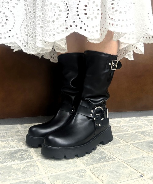 VIVIAN(ヴィヴィアン)の「厚底リングハーネスエンジニアミドルブーツ ZOZOTOWN+オフィシャルサイト限定商品(ブーツ・レディース・ブラック・S/M/L/LL)」の16枚目の写真