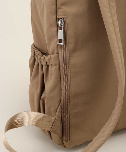 COLDE （コルデ）の「COLDE/コルデ GATHERED NYLON BACKPACK（バックパック/リュック・レディース・ブラウン/ブラック・FREE）」の3枚目の写真