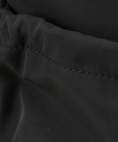 COLDE （コルデ）の「COLDE/コルデ GATHERED NYLON BACKPACK（バックパック/リュック・レディース・ブラウン/ブラック・FREE）」の11枚目の写真