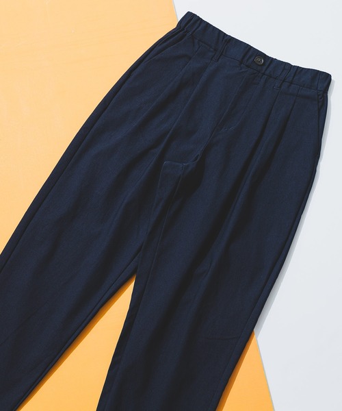 fort point（フォーポイント）の「【FORT POINT/フォートポイント】タックテーパードパンツ（その他パンツ・レディース・ネイビー/ブラック/ライトブラウン/カーキ・X-LARGE/LARGE/MEDIUM）」の4枚目の写真