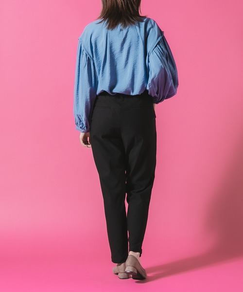 fort point（フォーポイント）の「【FORT POINT/フォートポイント】タックテーパードパンツ（その他パンツ・レディース・ネイビー/ブラック/ライトブラウン/カーキ・X-LARGE/LARGE/MEDIUM）」の14枚目の写真