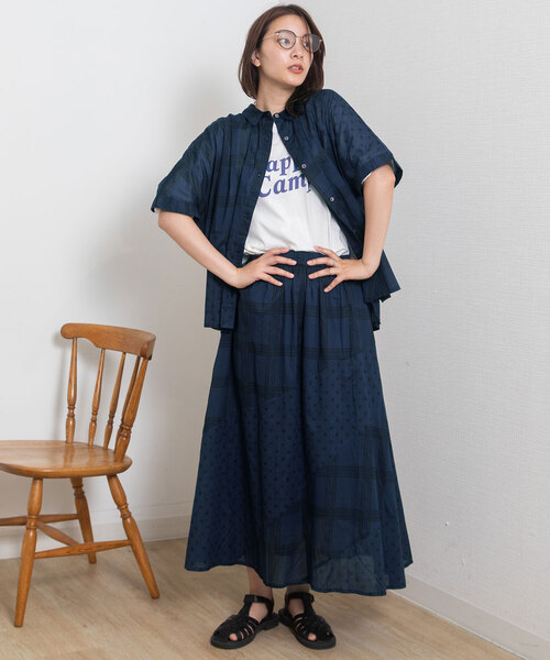 POU DOU DOU(プードゥドゥ)の「<made in INDIA>プリントミックス製品染めスカート(スカート・レディース・ベージュ/ネイビー・M)」の20枚目の写真