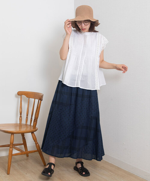 POU DOU DOU(プードゥドゥ)の「<made in INDIA>プリントミックス製品染めスカート(スカート・レディース・ベージュ/ネイビー・M)」の14枚目の写真