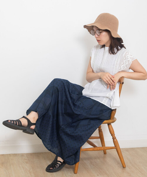 POU DOU DOU(プードゥドゥ)の「<made in INDIA>プリントミックス製品染めスカート(スカート・レディース・ベージュ/ネイビー・M)」の11枚目の写真