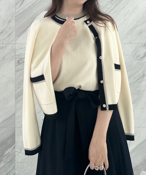 couture brooch(クチュールブローチ)の「◆【高級感のあるベーシックカーデ】配色スカラニットジャケット(カーディガン/ボレロ・レディース・アイボリー/ブラウン系その他/ブラック・40/38/42/36)」の15枚目の写真