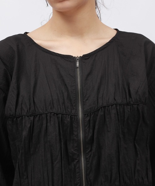 LAKOLE(ラコレ)の「シャーリングシアーブルゾン / 143836(ブルゾン・レディース・ブラック/ブラウン/アイボリー・MEDIUM/SMALL)」の14枚目の写真