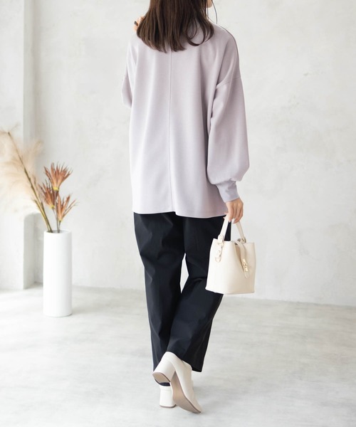 HusHusH(ハッシュアッシュ)の「HusHusH ルーズ袖タックプルオーバー(その他トップス・レディース・チャコールグレー/グレイッシュベージュ/ブラック・M/L)」の6枚目の写真