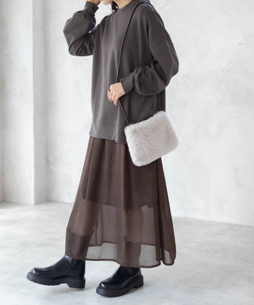 HusHusH(ハッシュアッシュ)の「HusHusH ルーズ袖タックプルオーバー(その他トップス・レディース・チャコールグレー/グレイッシュベージュ/ブラック・M/L)」の13枚目の写真