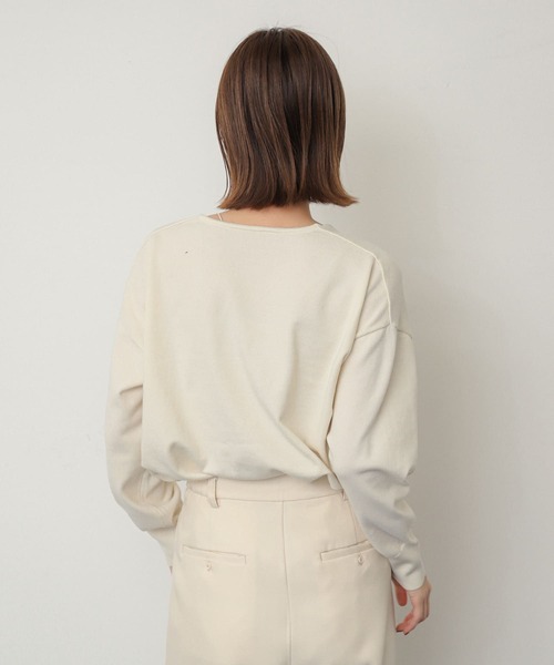 SENSE OF PLACE by URBAN RESEARCH(センスオブプレイスバイアーバンリサーチ)の「コットンタッチVネックセーター(ニット/セーター・レディース・ブラック/アイボリー/ライトブルー/オレンジ・ONE)」の6枚目の写真