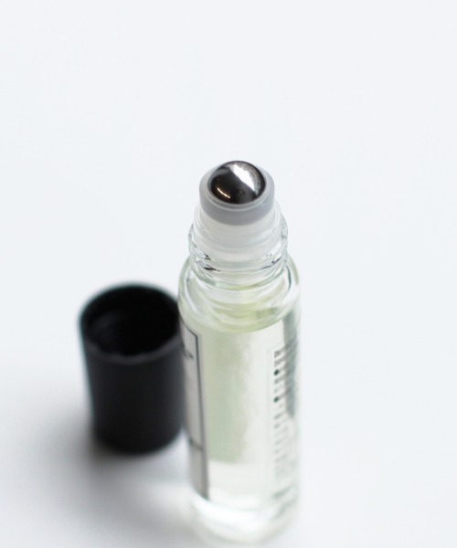 AVIREX（アヴィレックス）の「《直営店限定》AVIREX ROLL ON PERFUME / ロールオンパフューム / アヴィレックス / 香水（香水・メンズ・ブラック/ライトブルー・FREE）」の4枚目の写真