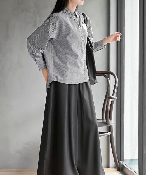 rps(アールピーエス)の「多釦キャットシャツ(シャツ/ブラウス・レディース・オフホワイト/チャコールグレー/ネイビー/ベージュ・フリー)」の14枚目の写真